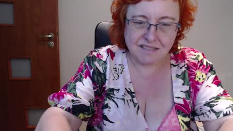 Snapshot of joannaandneighbour chatting on 12-03-24, 11:01 Joanna and Greg online show from 12-03-24, 11:01