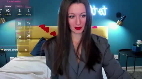 Joan online show from 02-25-26, 01:37