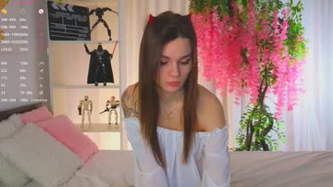 Snapshot of joannerichardson chatting on 03-08-26, 07:28 Eva online show from 03-08-26, 07:28