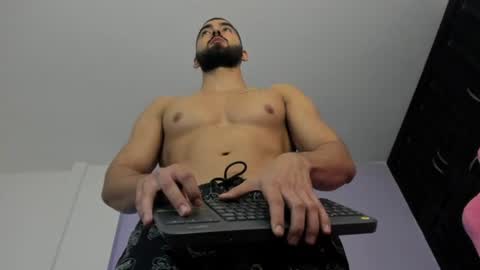 JOAO BATISTA online show from 07-12-26, 11:40