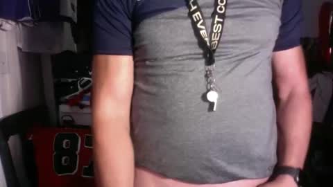 Snapshot of jockdad87 chatting on 12-21-25, 12:29 JockDad87 online show from 12-21-25, 12:29