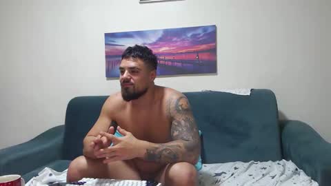 Snapshot of jodogs chatting on 10-08-25, 06:33 Tiberius online show from 10-08-25, 06:33