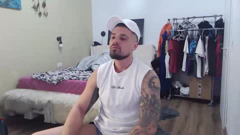 Snapshot of jodogs chatting on 02-28-26, 04:35 Tiberius online show from 02-28-26, 04:35