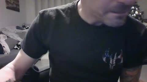 Snapshot of joe5star chatting on 01-12-26, 06:07 joe5star online show from 01-12-26, 06:07