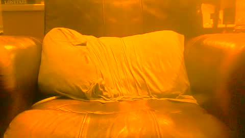 Snapshot of joeblow61616 chatting on 12-23-24, 04:06 joeblow61616 online show from 12-23-24, 04:06