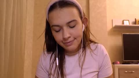 Jennifer online show from 10-29-25, 05:58