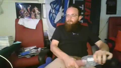 Snapshot of joey2snowy759685 chatting on 10-17-25, 03:31 joey2snowy759685 online show from 10-17-25, 03:31