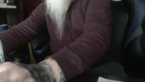 joeyzzz1 online show from 04-09-26, 10:04