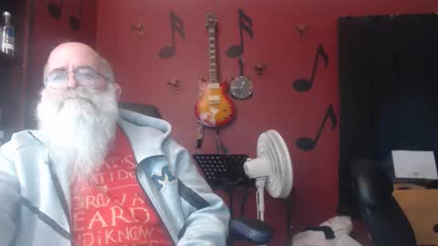 joeyzzz1 online show from 04-17-26, 02:03