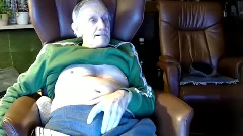 johan7 heet online show from 12-11-24, 04:31