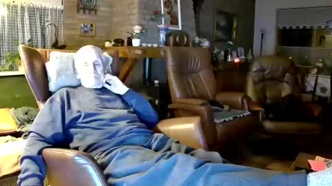 johan7 heet online show from 12-23-24, 07:52