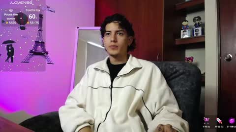 Snapshot of johan_parker222 chatting on 02-15-25, 12:54 johan_parker222 online show from 02-15-25, 12:54