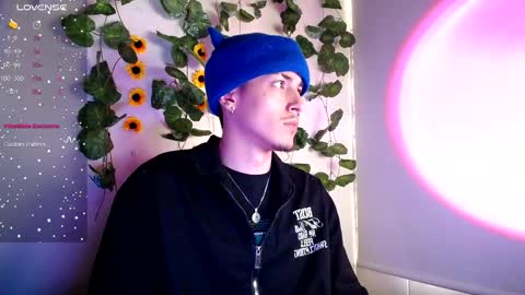 Snapshot of johan_parker222 chatting on 09-27-25, 09:20 johan_parker222 online show from 09-27-25, 09:20