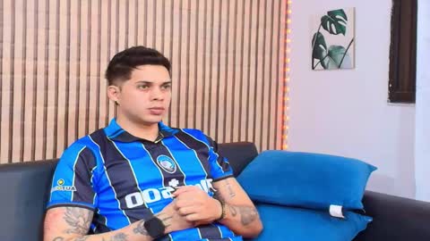 Snapshot of johan_speitzer chatting on 02-23-26, 09:34 johan speitzer online show from 02-23-26, 09:34