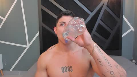 Johan Williams online show from 01-12-25, 07:21