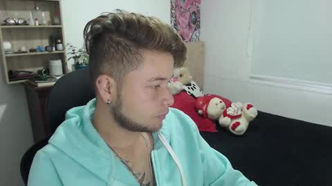 JOHAN independient model online show from 03-08-25, 01:03