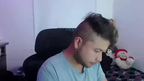 JOHAN independient model online show from 09-15-25, 03:01