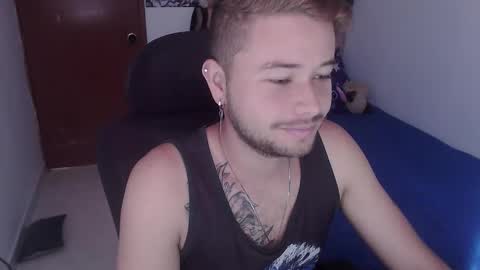 JOHAN independient model online show from 11-08-25, 01:11