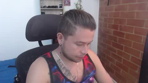 JOHAN independient model online show from 06-12-26, 07:02