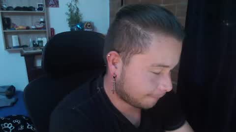 JOHAN independient model online show from 06-15-26, 11:29