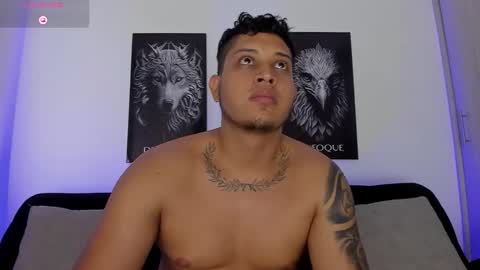 Snapshot of johansmith__ chatting on 11-13-25, 08:52 Johan Smith online show from 11-13-25, 08:52