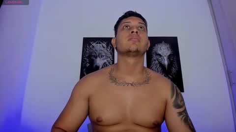 Snapshot of johansmith__ chatting on 11-16-25, 10:59 Johan Smith online show from 11-16-25, 10:59