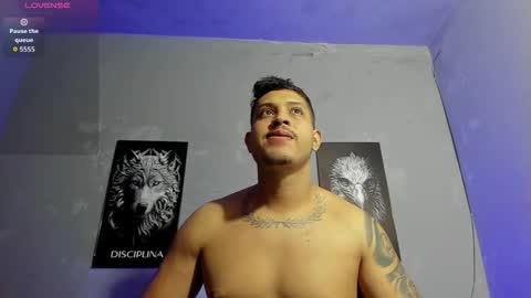 Snapshot of johansmith__ chatting on 03-17-26, 03:33 Johan Smith online show from 03-17-26, 03:33