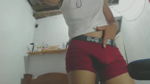 johantorres19 online show from 01-07-25, 09:50