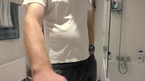 Snapshot of john340 chatting on 10-02-25, 10:11 John online show from 10-02-25, 10:11