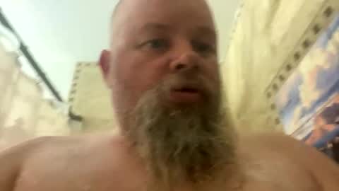 Snapshot of john40a chatting on 11-15-25, 04:21 John online show from 11-15-25, 04:21