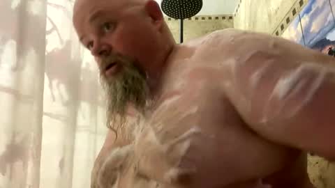 Snapshot of john40a chatting on 12-16-25, 02:38 John online show from 12-16-25, 02:38