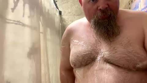 Snapshot of john40a chatting on 02-12-26, 03:23 John online show from 02-12-26, 03:23