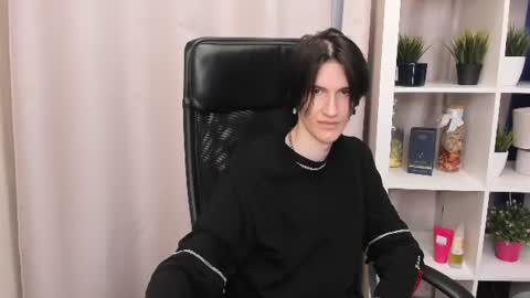 Snapshot of john__strong chatting on 06-19-26, 09:29 john__strong online show from 06-19-26, 09:29