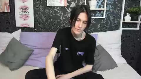 Snapshot of john__strong chatting on 06-20-26, 03:15 john__strong online show from 06-20-26, 03:15