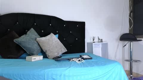 John  online show from 09-26-25, 11:03