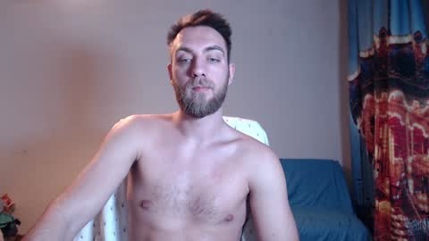 Snapshot of john_green77 chatting on 01-20-25, 01:39 John online show from 01-20-25, 01:39