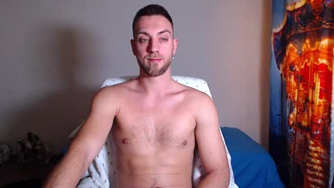Snapshot of john_green77 chatting on 01-26-25, 07:32 John online show from 01-26-25, 07:32