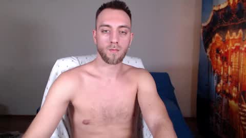 Snapshot of john_green77 chatting on 01-29-25, 01:38 John online show from 01-29-25, 01:38