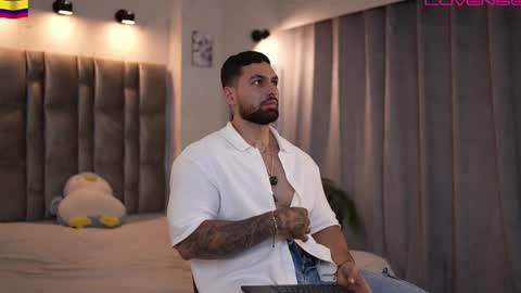 Snapshot of john_king29 chatting on 02-16-26, 10:39 john online show from 02-16-26, 10:39