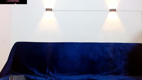 john_ssnow29 online show from 11-06-25, 08:37