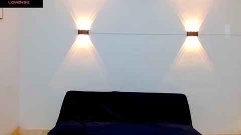 john_ssnow29 online show from 12-04-25, 01:42