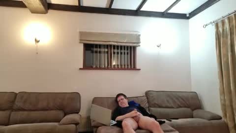 Snapshot of johnathan_stuart33 chatting on 02-22-26, 12:12 johnathan_stuart33 online show from 02-22-26, 12:12