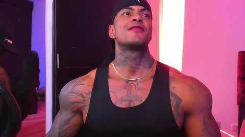 Snapshot of johnbelt_ chatting on 10-27-25, 09:19 john belt online show from 10-27-25, 09:19