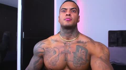 Snapshot of johnbelt_ chatting on 12-01-25, 07:41 john belt online show from 12-01-25, 07:41