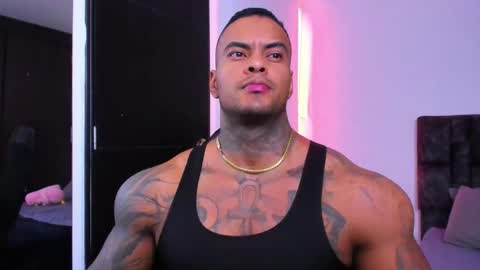 Snapshot of johnbelt_ chatting on 12-22-25, 07:11 john belt online show from 12-22-25, 07:11