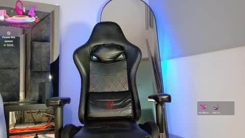 johnjaguar  online show from 04-22-26, 10:06