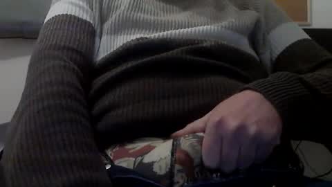 Snapshot of johnjerkof chatting on 01-14-25, 08:48 johnjerkof online show from 01-14-25, 08:48