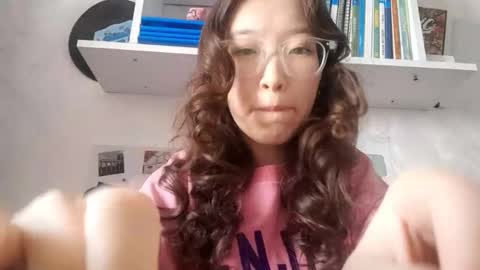 Molly online show from 11-23-25, 05:29