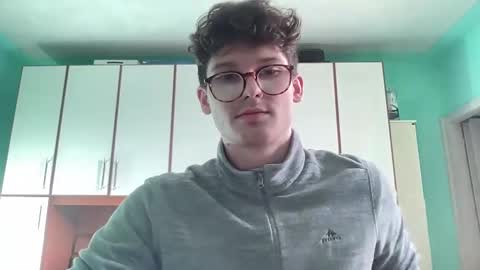 Snapshot of johnny__wood chatting on 01-29-25, 02:10 Johnny online show from 01-29-25, 02:10