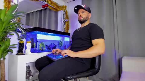 JOHNNY online show from 12-03-24, 12:02